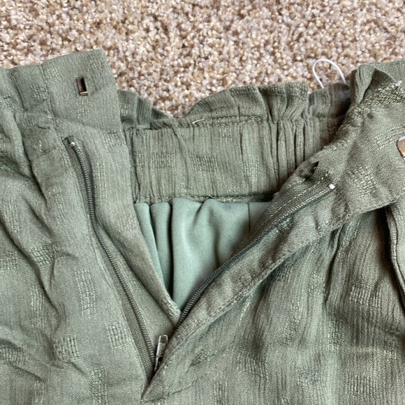 Onetheland Hyfve Green Paperbag Pants Size Small NWT - Picture 5 of 10